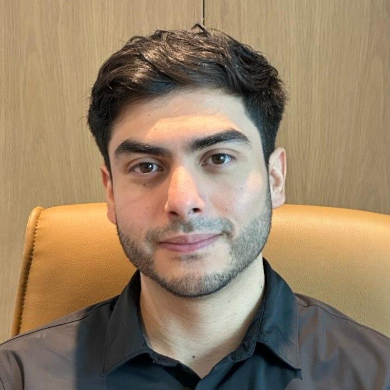 /_next/static/media/Abraham.51032dff.jpeg image